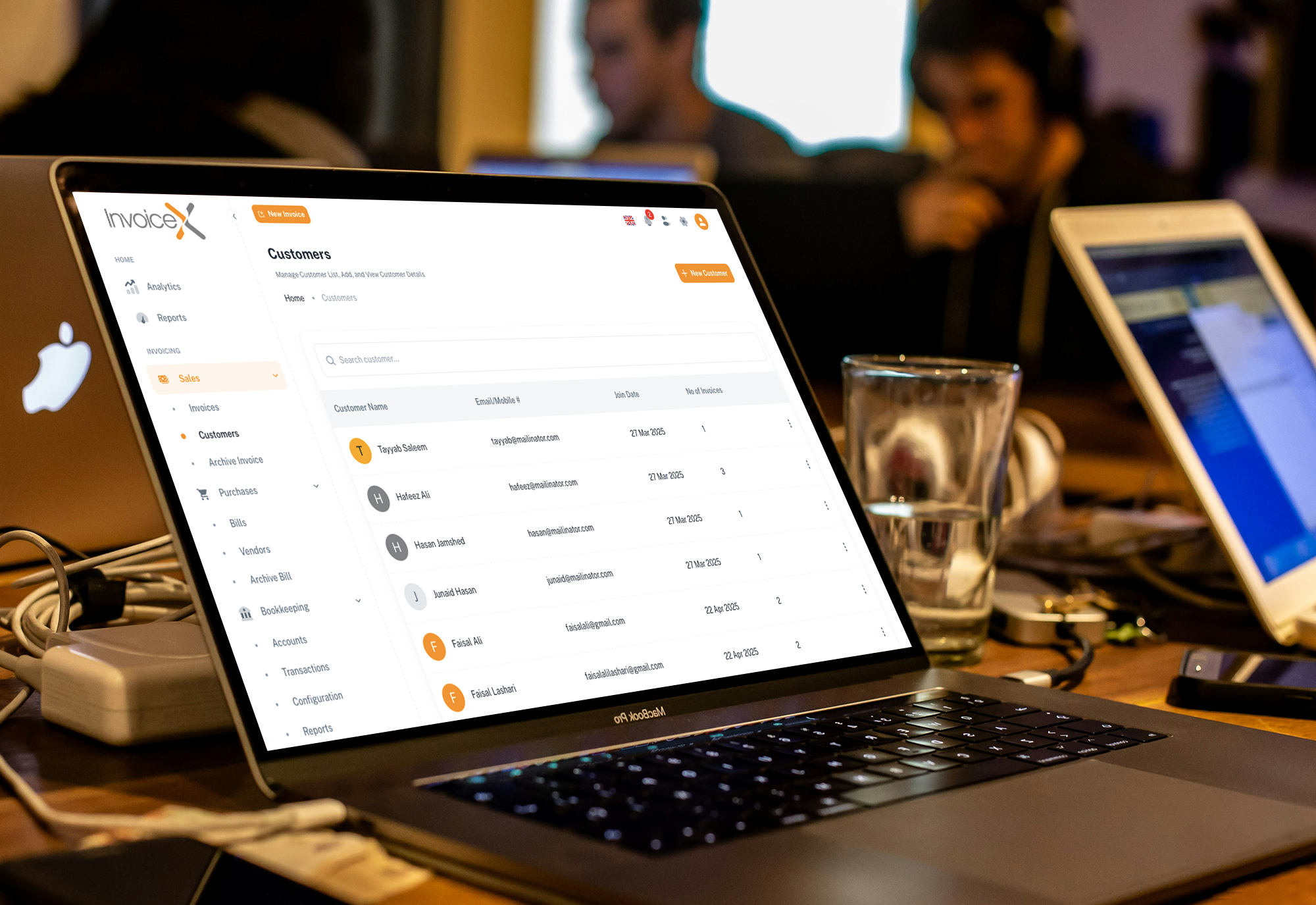 How to Manage AP, AR, Spend, and Expenses on One Platform